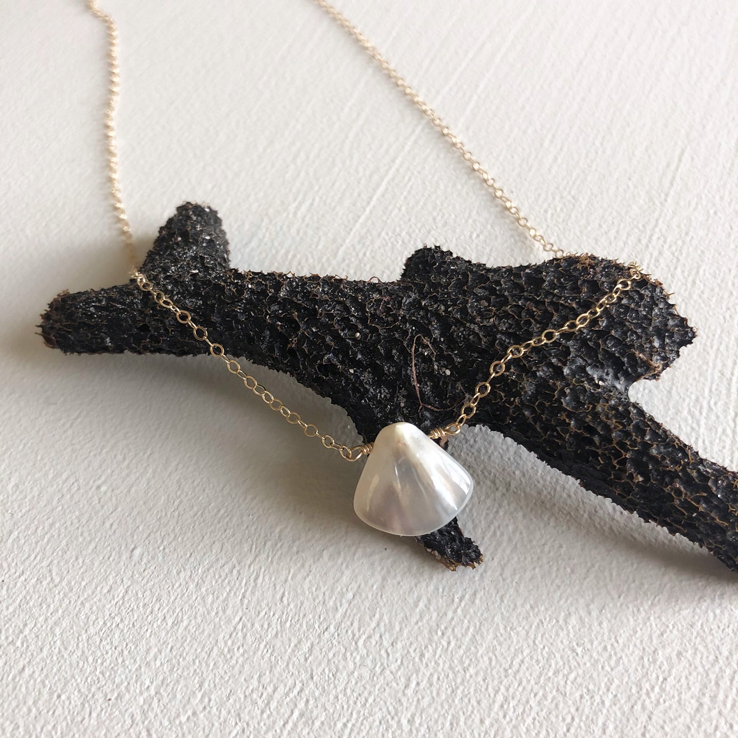 Mother of Pearl Tri Necklace
